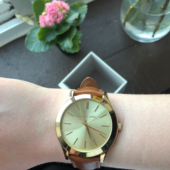 Michael Kors Watch *make an offer* - Picture 4 of 6